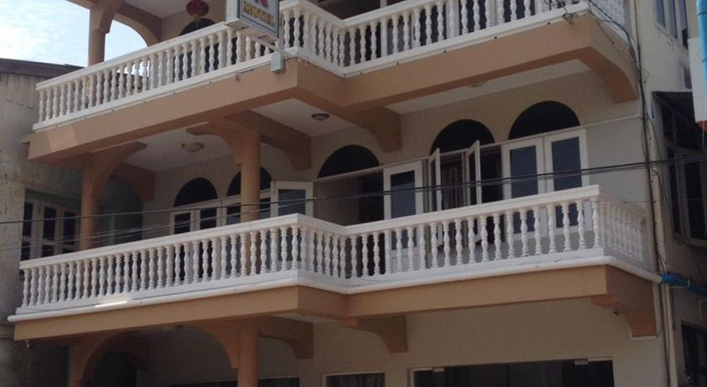 באגאן Innwa Motel מראה חיצוני תמונה